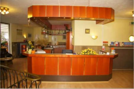 Hotel Metropol Дюселдорф Екстериор снимка